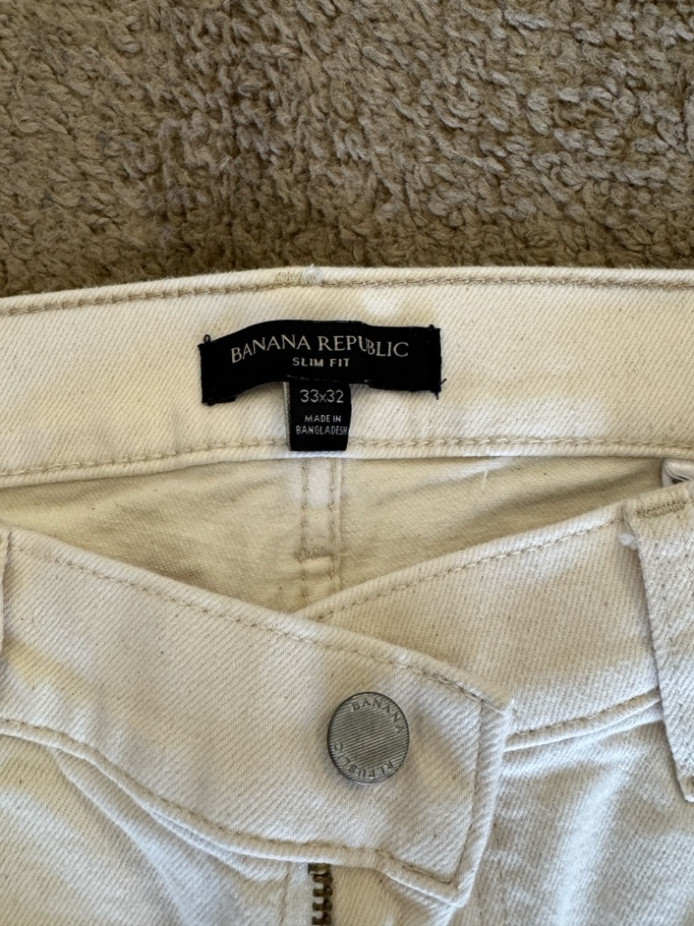 Banana Republic Slim Fit Jeans in Cream